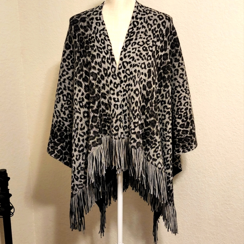 Leopard Print Front Open Poncho/Cape